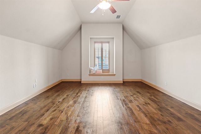 437 Middleton Drive, Roanoke, TX 76262