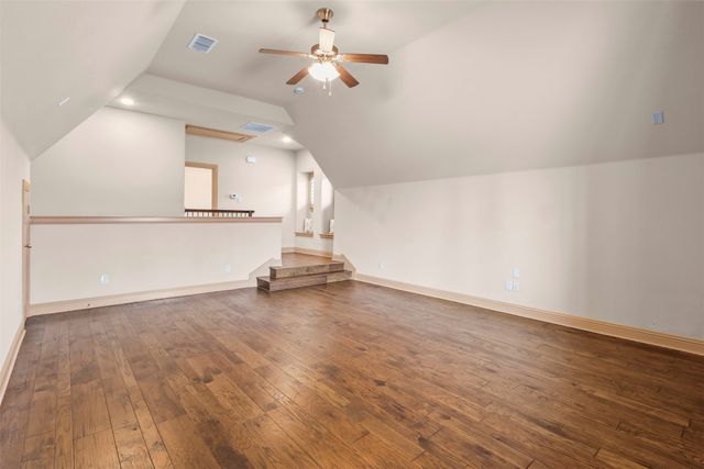 437 Middleton Drive, Roanoke, TX 76262