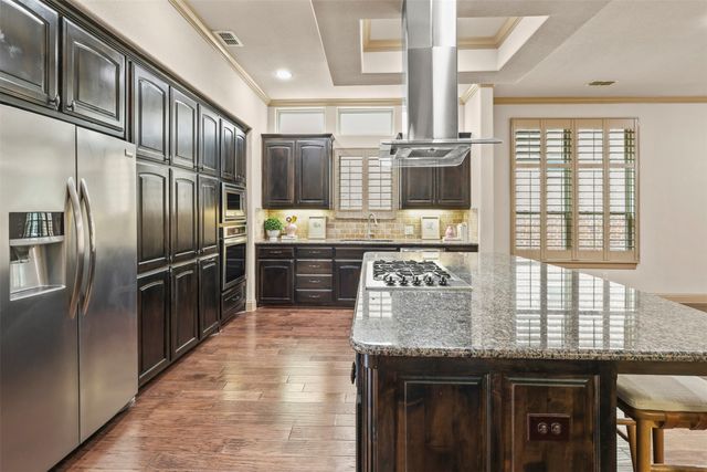 437 Middleton Drive, Roanoke, TX 76262