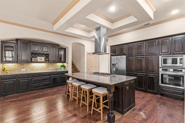 437 Middleton Drive, Roanoke, TX 76262