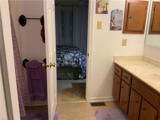 132 Tidal DR, Newport News, VA 23606