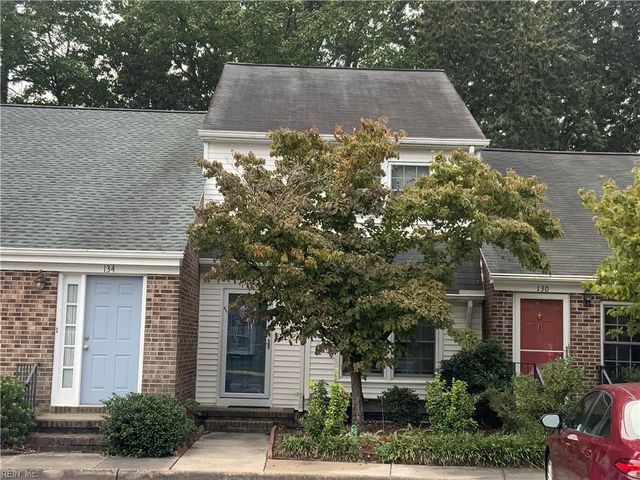 132 Tidal DR, Newport News, VA 23606