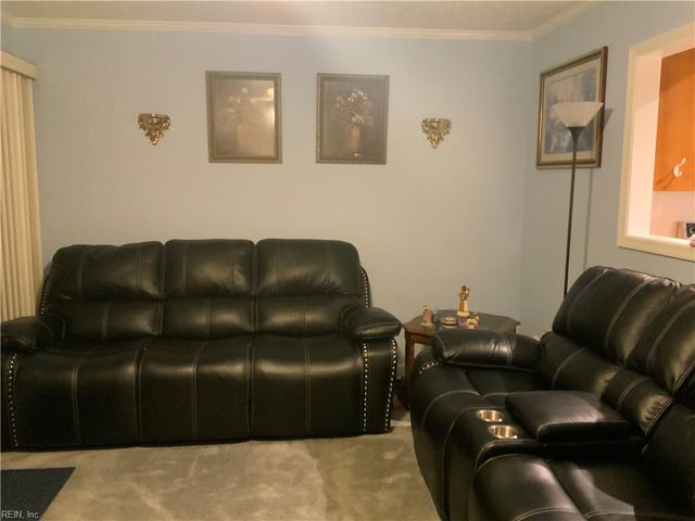 132 Tidal DR, Newport News, VA 23606