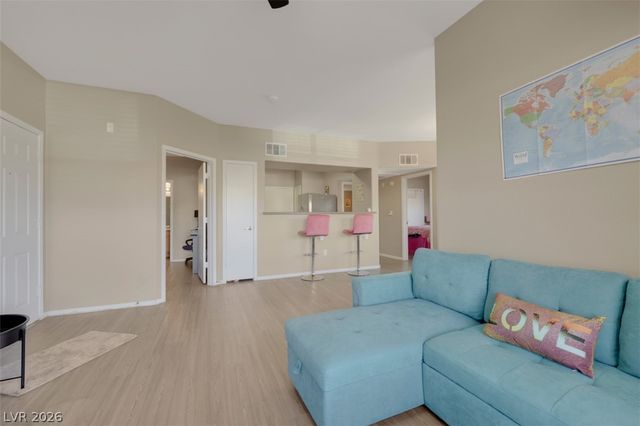 45 Maleena Mesa Street 1711, Henderson, NV 89074
