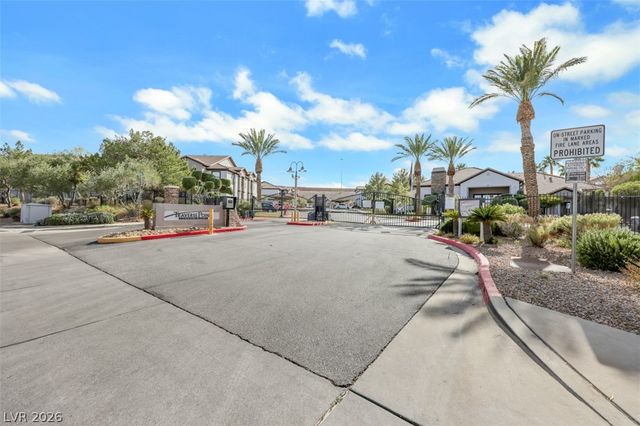 45 Maleena Mesa Street 1711, Henderson, NV 89074