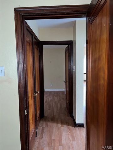 5979 Drury Lane, St Louis, MO 63147