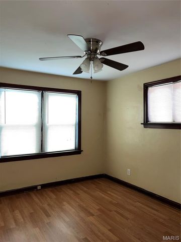 5979 Drury Lane, St Louis, MO 63147
