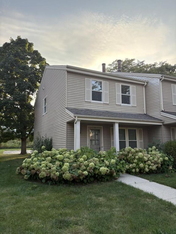 2013 Woodburn ROAD #A, Waukesha, WI 53188