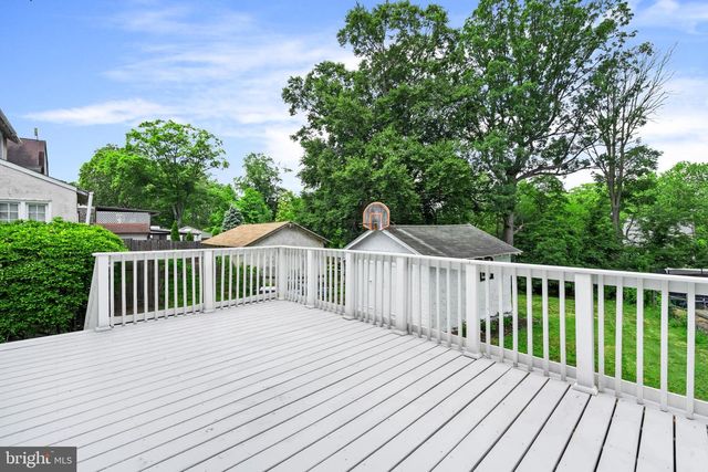 1082 EDGE HILL RD, Abington, PA 19001