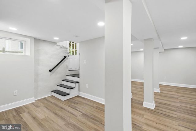 1082 EDGE HILL RD, Abington, PA 19001