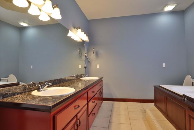 4883 South Franwood Place, Springfield, MO 65810