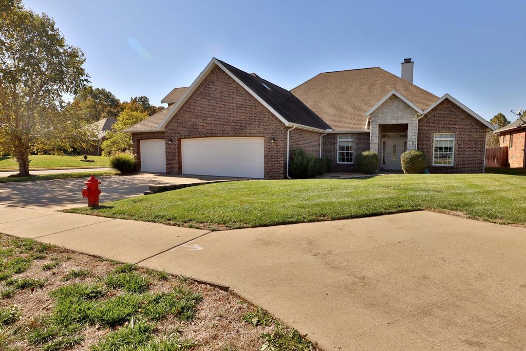 4883 South Franwood Place, Springfield, MO 65810