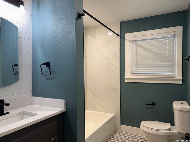 903 E Walnut, Seguin, TX 78155