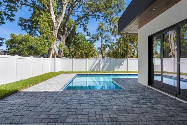 2475 BAY STREET, Sarasota, FL 34237