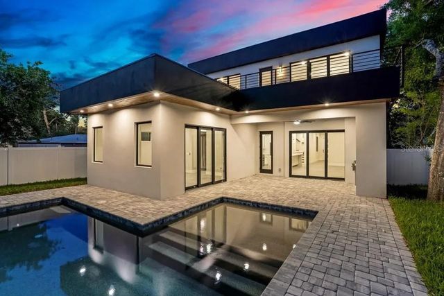 2475 BAY STREET, Sarasota, FL 34237