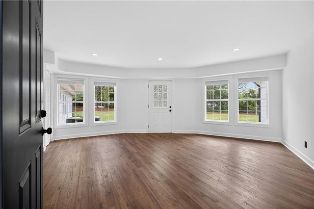 1084 Redwood Drive, Norcross, GA 30093