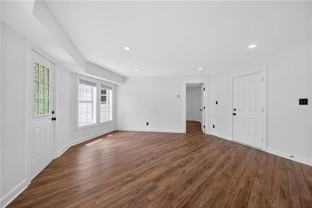 1084 Redwood Drive, Norcross, GA 30093