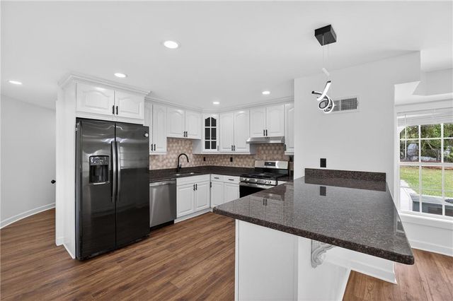 1084 Redwood Drive, Norcross, GA 30093