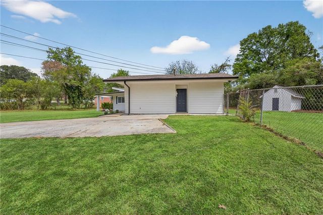 1084 Redwood Drive, Norcross, GA 30093