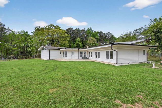 1084 Redwood Drive, Norcross, GA 30093