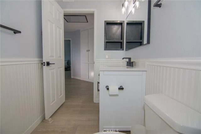 21865 Jinetes, Mission Viejo, CA 92691