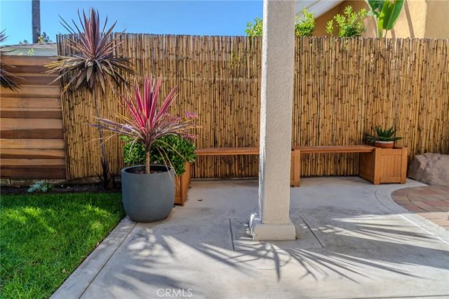 21865 Jinetes, Mission Viejo, CA 92691