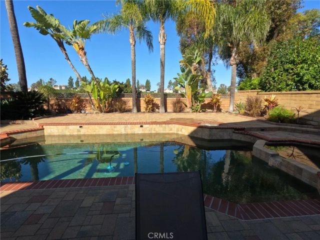 21865 Jinetes, Mission Viejo, CA 92691