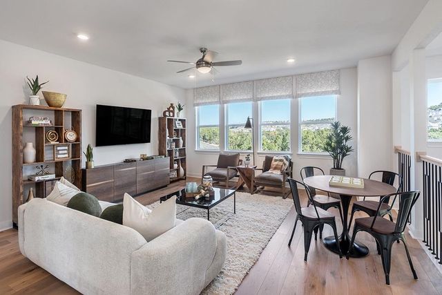 1524 Novara TRL, Leander, TX 78641