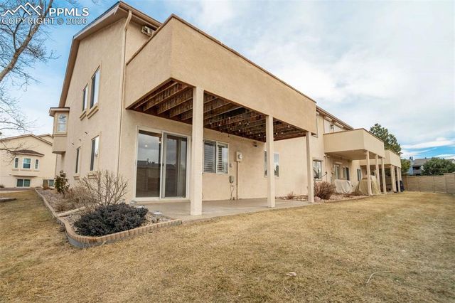 2006 Summerset Drive, Colorado Springs, CO 80920