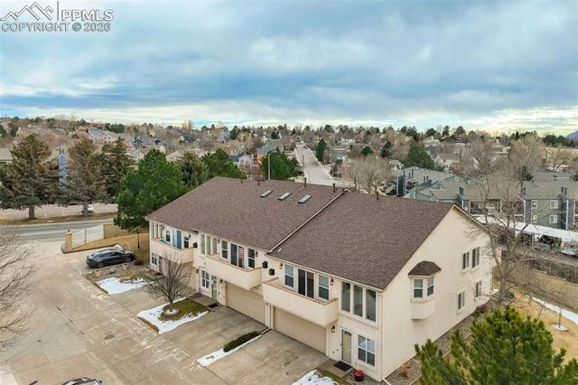 2006 Summerset Drive, Colorado Springs, CO 80920