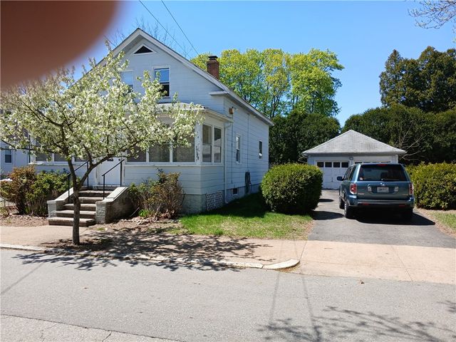 24 Enfield Avenue, Providence, RI 02908