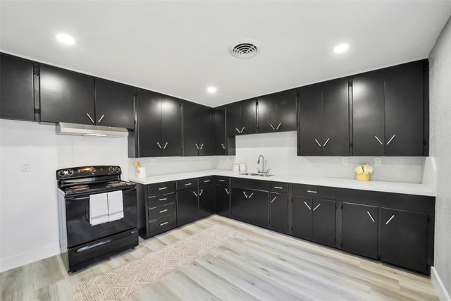 2265 County Road 312, Louise, TX 77455