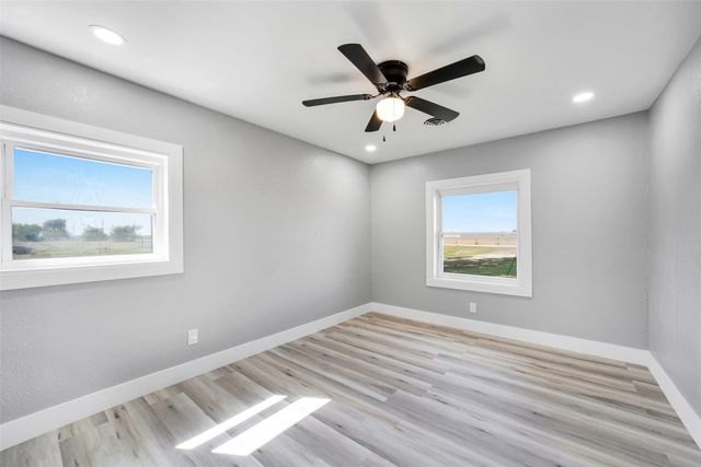 2265 County Road 312, Louise, TX 77455