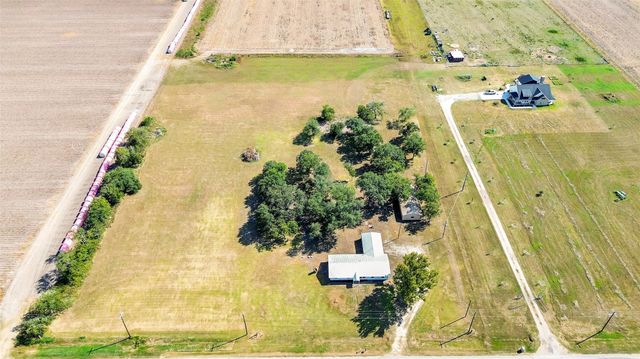 2265 County Road 312, Louise, TX 77455