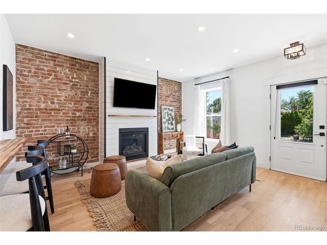 3263 Utica St, Denver, CO 80212
