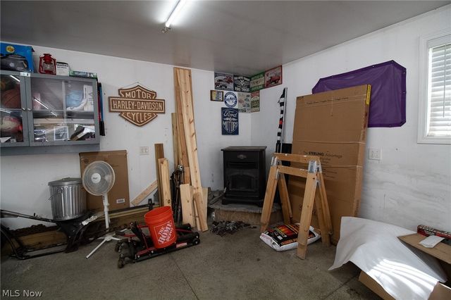 824 S Nearing Circle, Geneva, OH 44041