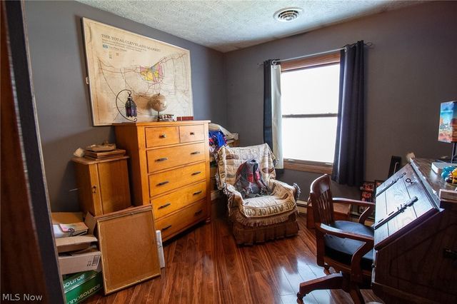 824 S Nearing Circle, Geneva, OH 44041