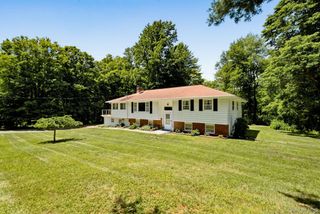 94 Lodge Road, Saugerties, NY 12477