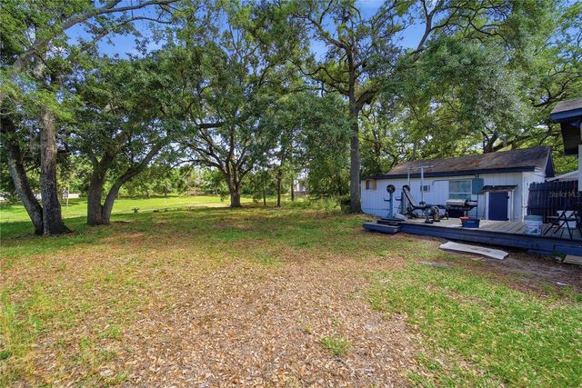 9505 TAKOMAH TRAIL, Tampa, FL 33617