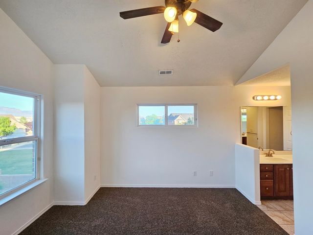 1938 AVENIDA COMUNIDAD, Rio Rancho, NM 87124
