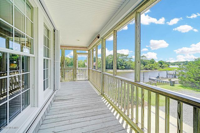 115 SW Yacht Drive, Oak Island, NC 28465