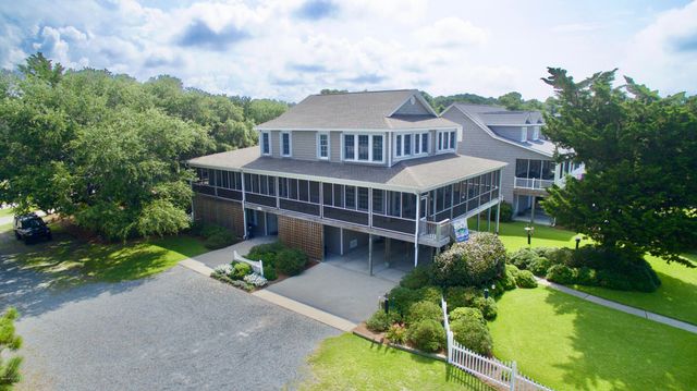 115 SW Yacht Drive, Oak Island, NC 28465
