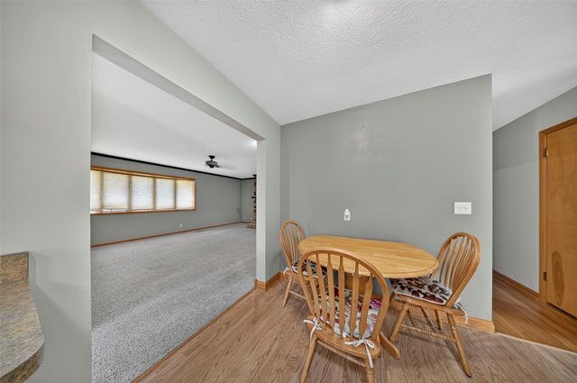 2512 Mallory Street SW, Cedar Rapids, IA 52404