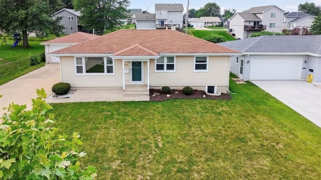2512 Mallory Street SW, Cedar Rapids, IA 52404