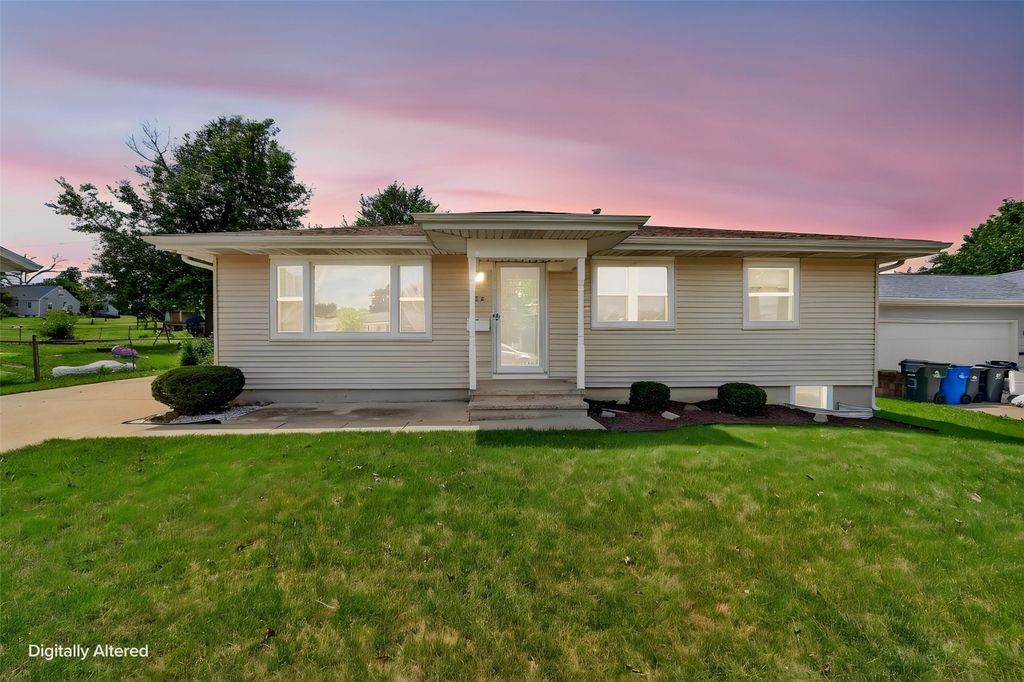 2512 Mallory Street SW, Cedar Rapids, IA 52404