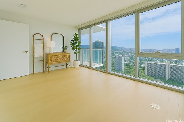 1500 Rycroft Street 3207R, Honolulu, HI 96814
