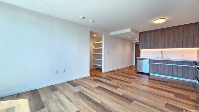 1500 Rycroft Street 3207R, Honolulu, HI 96814