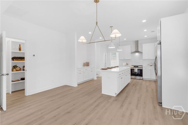 1211 E 34th Street, Savannah, GA 31404