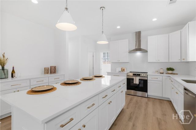 1211 E 34th Street, Savannah, GA 31404