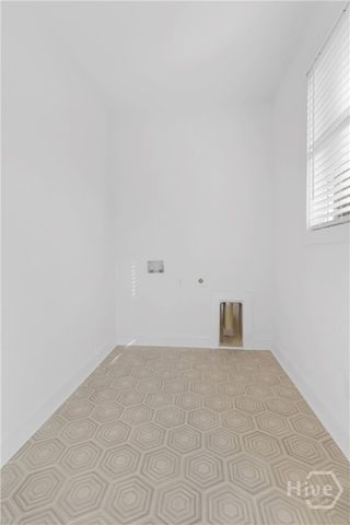 1211 E 34th Street, Savannah, GA 31404